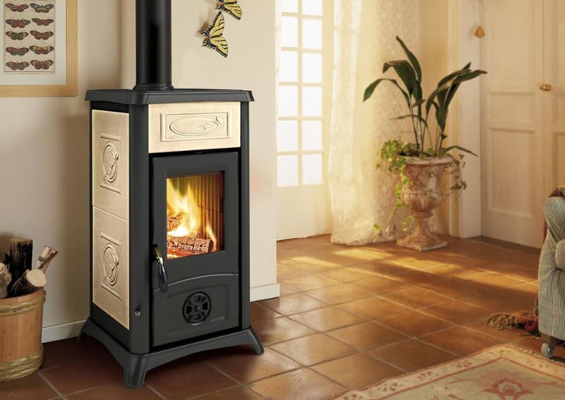 wood-burning-stove-la-nordica-gemma-ecru-1